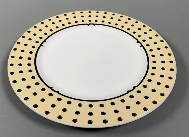 Luncheon plate - Florence pattern; Crown Lynn Potteries Limited; 1988-1989; 2016.17.6