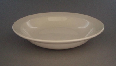 Bowl; Crown Lynn Potteries Limited; 1960-1989; 2008.1.2525