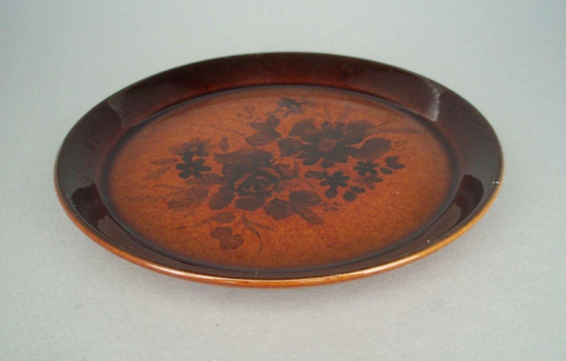 Bread and butter plate - Kashmir Rose pattern; Crown Lynn Potteries Limited; 1980-1985; 2008.1.1319