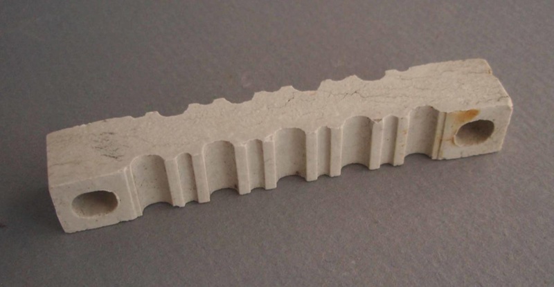 Electrical fixture; Crown Lynn Technical Ceramics Limited; 1940-1975; 2009.1.1771