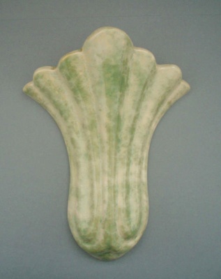 Wall vase; Amalgamated Brick and Pipe Company Limited; 1946-1955; 2008.1.202
