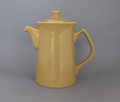 Coffee pot; Crown Lynn Potteries Limited; 1963-1968; 2015.24.1.1-2