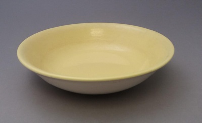 Dessert bowl; Crown Lynn Potteries Limited; 1955-1965; 2019.8.1