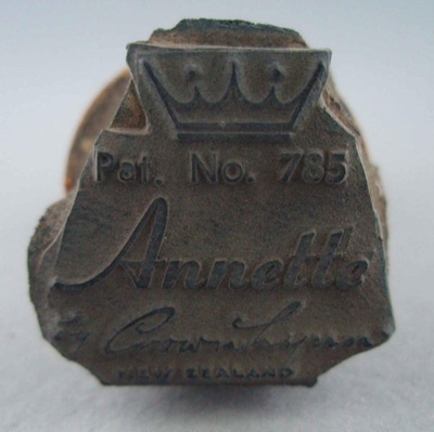 Backstamp - Annette; Crown Lynn Potteries Limited; 1965-1975; 2008.1.2120