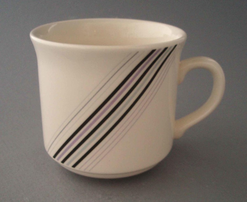 Cup; Crown Lynn Potteries Limited; 1984-1989; 2009.1.710