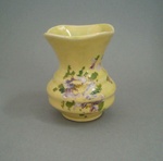 Vase - floral; Amalgamated Brick and Pipe Company Limited; 1942-1948; 2008.1.169