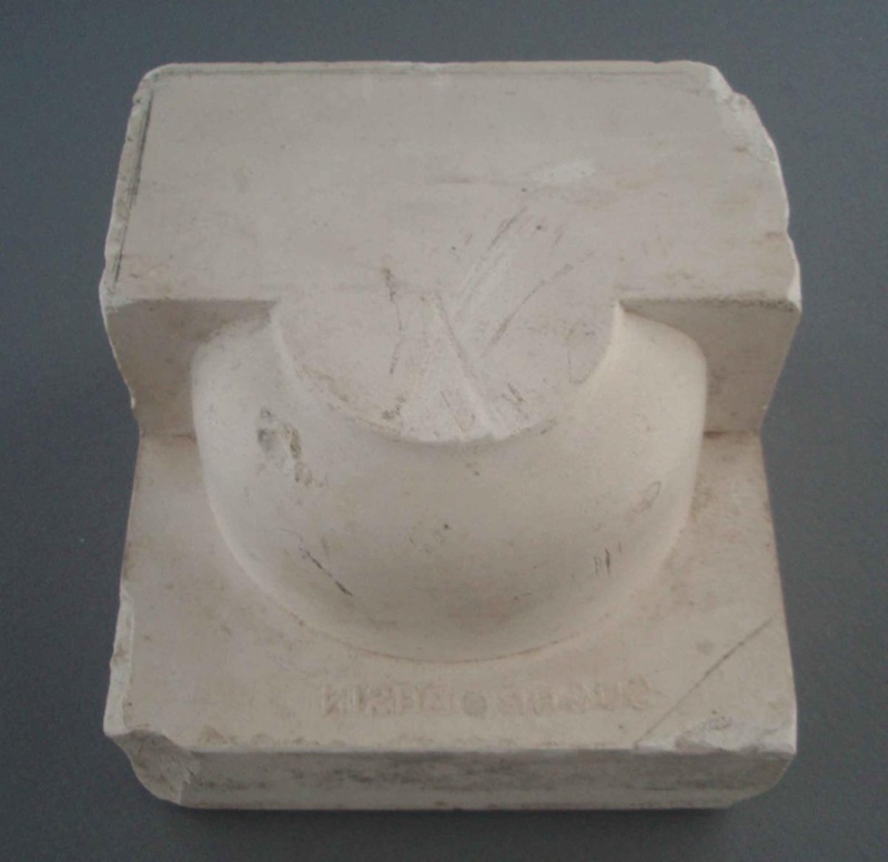 Case - sugar basin; Crown Lynn Potteries Limited; 1970-1975; 2009.1.543 Case - sugar basin; Crown Lynn Potteries Limited; 1970-1975; 2009.1.543
