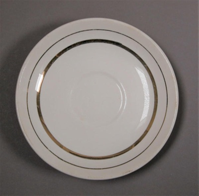 Saucer - Sovereign; Crown Lynn Potteries Limited; 1960s; 2016.48.111
