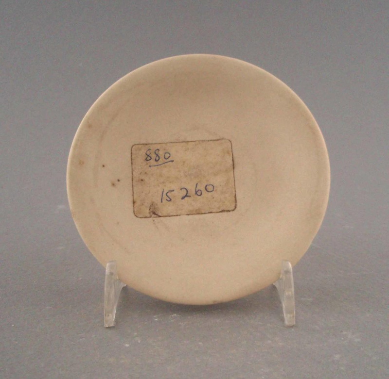 Butter pat - bisque; Crown Lynn Potteries Limited; 1964-1980; 2009.1.1267