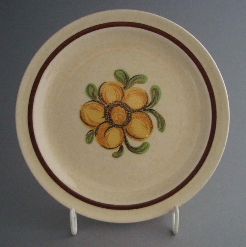 Bread and butter plate - Mandy pattern; Crown Lynn Potteries Limited; 1977-1986; 2008.1.1590