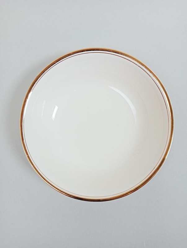 Bowl - Crown Manor; Crown Lynn Potteries Limited; 1950s-1960s; 2016.48.140