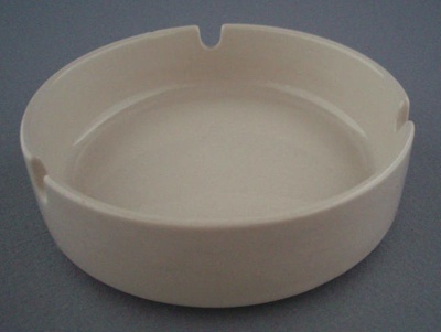 Ashtray; Crown Lynn Potteries Limited; 1985-1989; 2009.1.234