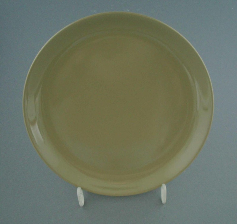 Bread and butter plate - Colour glaze; Crown Lynn Potteries Limited; 1982-1989; 2009.1.1022