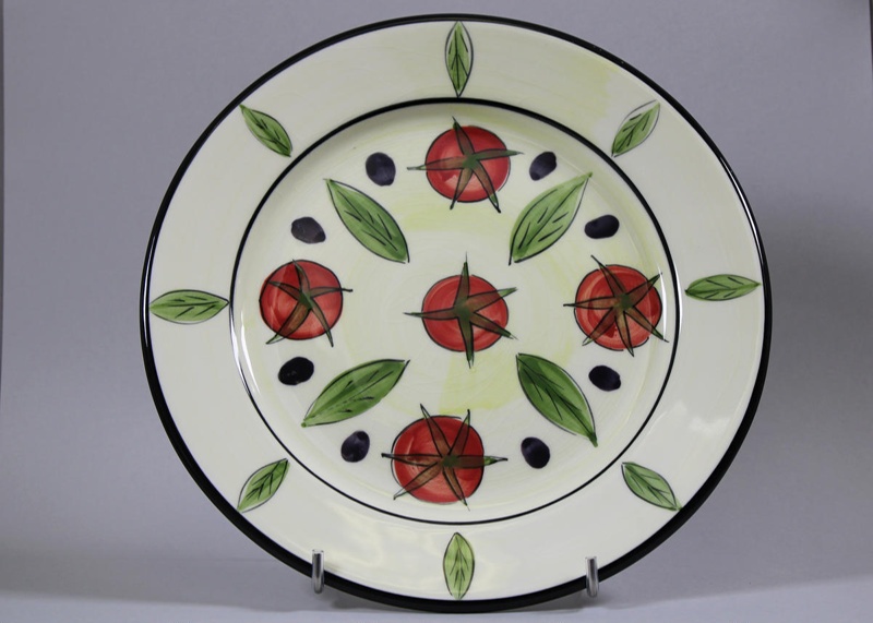 Dinner plate; Studio Ceramics NZ Ltd; 1991-2017; 2017.1.147