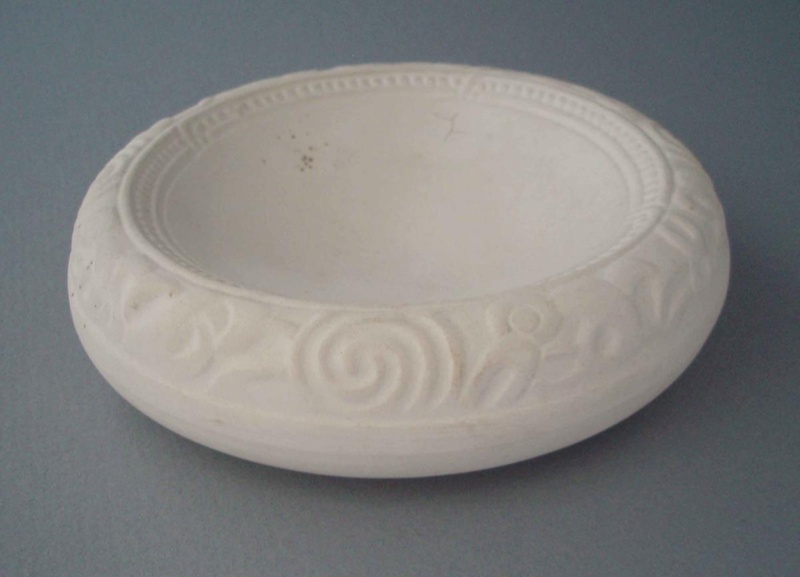 Ashtray - bisque; Crown Lynn Potteries Limited; 1980-1989; 2008.1.396