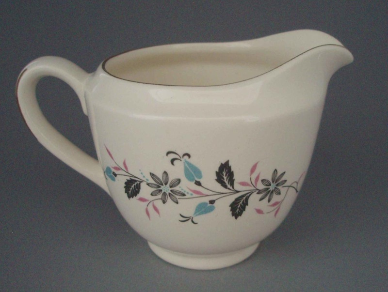 Cream jug - floral; Crown Lynn Potteries Limited; 1958-1965; 2008.1.2058 Cream jug - floral; Crown Lynn Potteries Limited; 1958-1965; 2008.1.2058