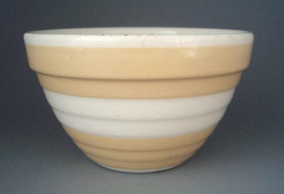 Basin - banded; Crown Lynn Potteries Limited; 1950-1960; 2008.1.573