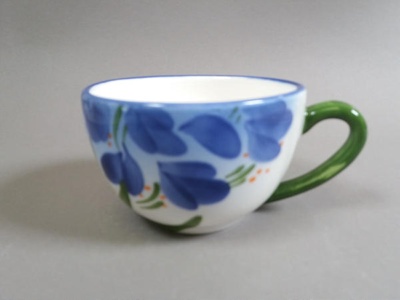Cup - Agapanthus pattern; Studio Ceramics NZ Ltd; 2002; 2017.1.113