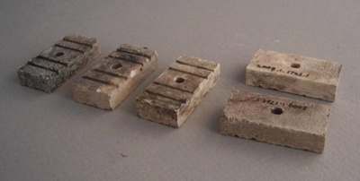 Electrical fittings; Crown Lynn Technical Ceramics Limited; 1940-1975; 2009.1.1762.1-5