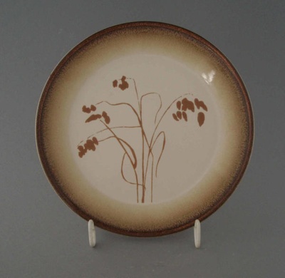 Bread and butter plate - Winter wheat pattern; Crown Lynn Potteries Limited; 1980-1983; 2009.1.1009
