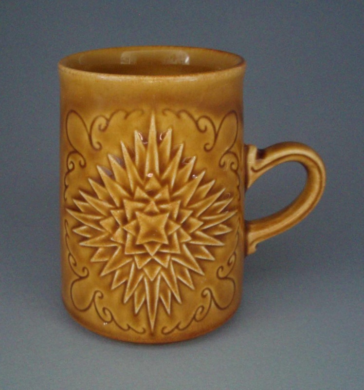 Mug - geometric; Titian Potteries (1965) Limited; 1971-1981; 2008.1.2258
