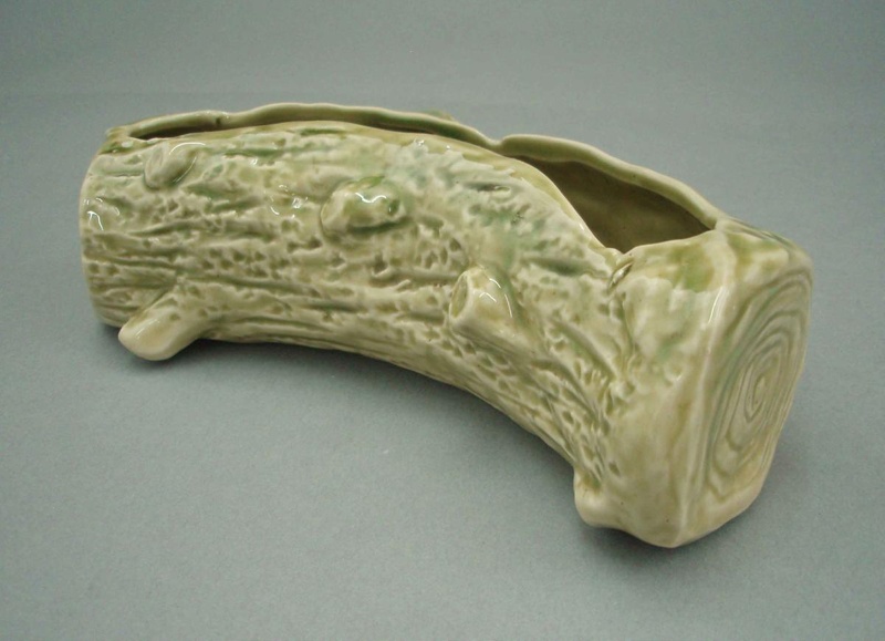 Trough - log; Temuka Potteries Limited; 1948-1954; 2008.1.240