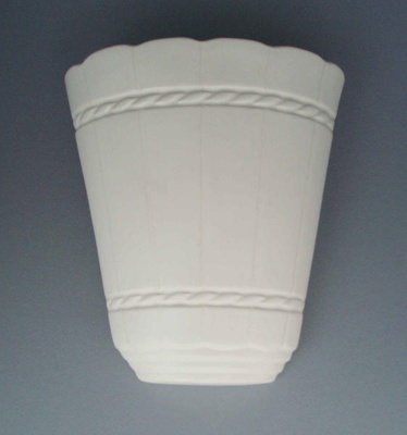 Wall vase; Crown Lynn Potteries Limited; 1958-1975; 2008.1.413