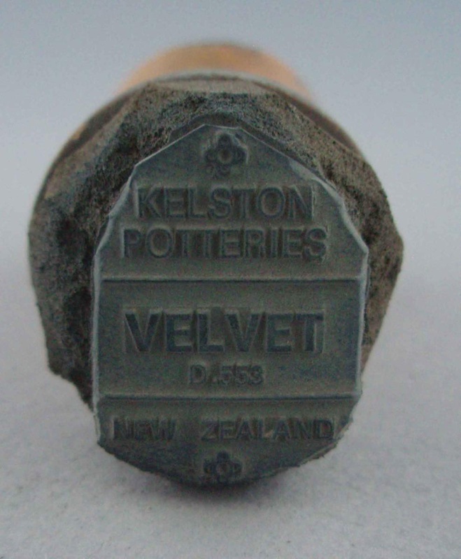 Backstamp - Velvet; Crown Lynn Potteries Limited; 1970-1985; 2008.1.2147