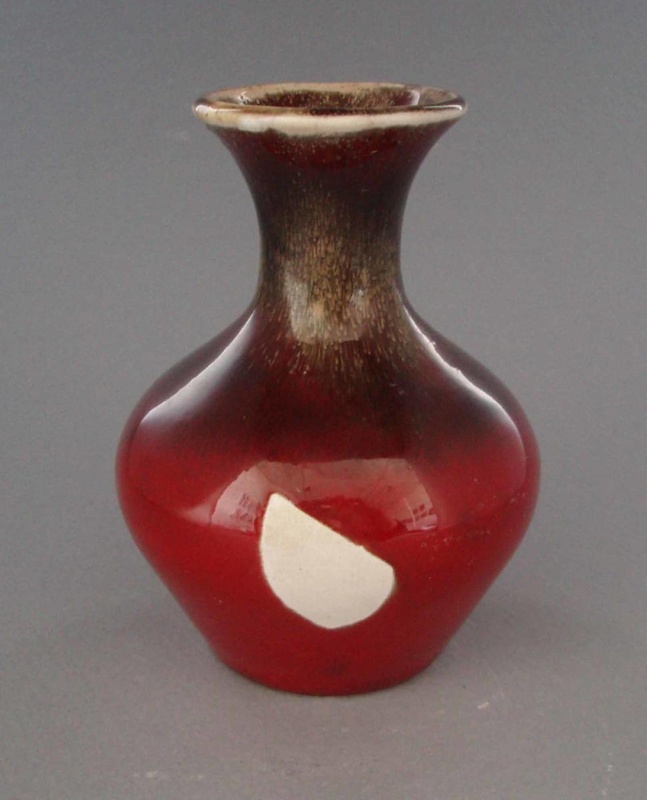 Vase; Titian Potteries (1965) Limited; 1957-1989; 2009.1.873