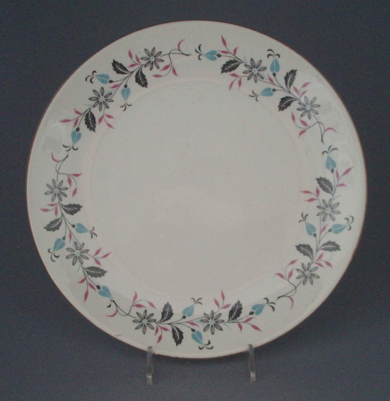 Bread and butter plate - floral; Crown Lynn Potteries Limited; 1958-1965; 2008.1.2055 Bread and butter plate - floral; Crown Lynn Potteries Limited; 1958-1965; 2008.1.2055