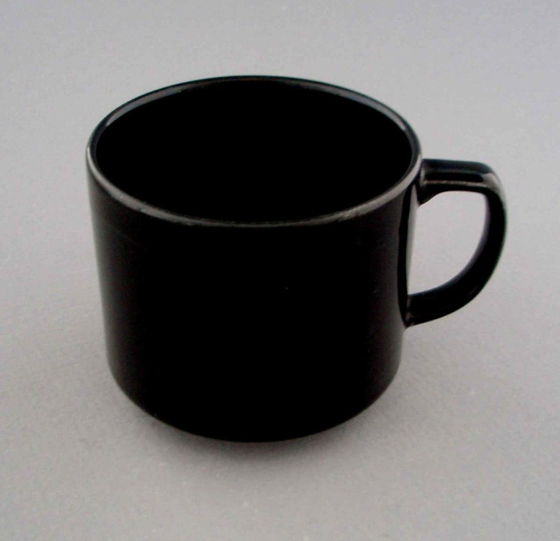Cup; Crown Lynn Potteries Limited; 1988-1989; 2009.1.956