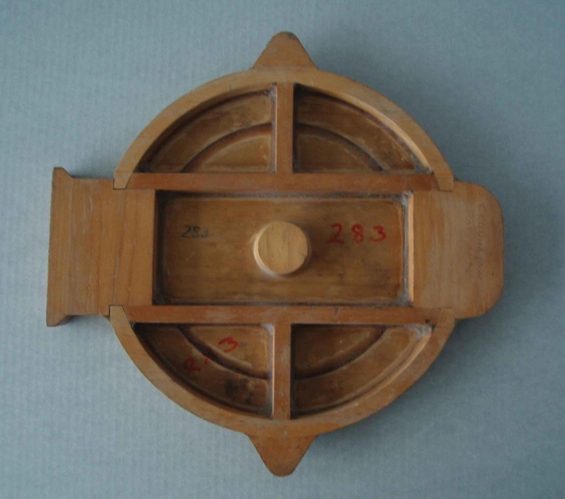 Wooden pattern; Unknown; 1940-1970; 2010.1.95