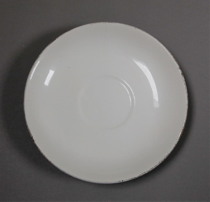 Saucer - Savoy; Crown Lynn Potteries Limited; 1960-1965; 2016.48.115