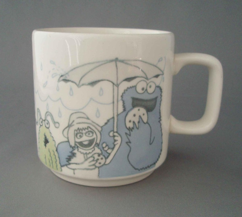 Child's mug - Sesame Street; Crown Lynn Potteries Limited; 1980-1982; 2008.1.462 Child's mug - Sesame Street; Crown Lynn Potteries Limited; 1980-1982; 2008.1.462