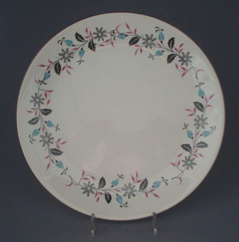 Bread and butter plate - floral; Crown Lynn Potteries Limited; 1958-1965; 2008.1.2054 Bread and butter plate - floral; Crown Lynn Potteries Limited; 1958-1965; 2008.1.2054