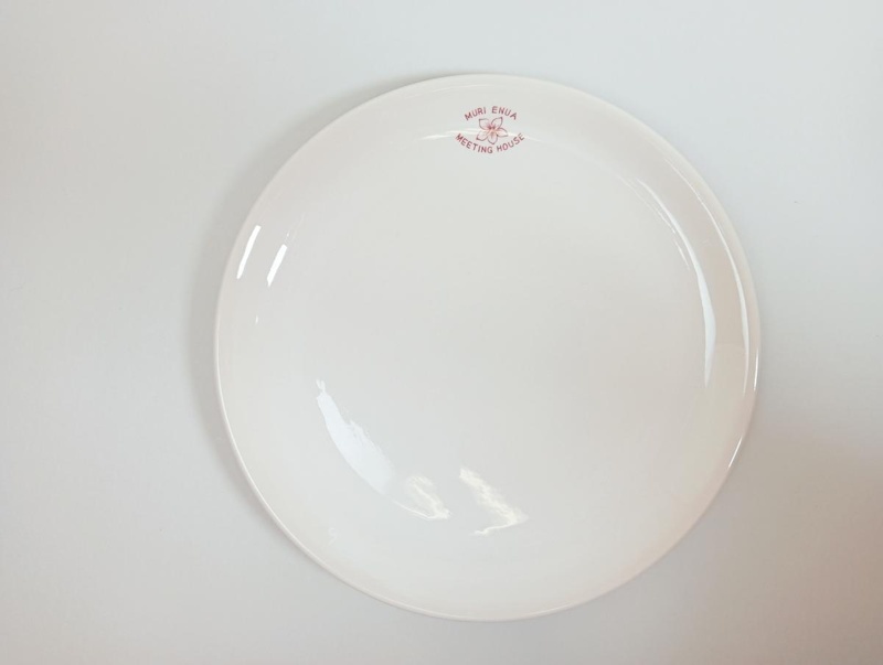 Dinner Plate - Muri Enua Meeting House; Crown Lynn Potteries Limited; 1981; 2016.48.135 Dinner Plate - Muri Enua Meeting House; Crown Lynn Potteries Limited; 1981; 2016.48.135