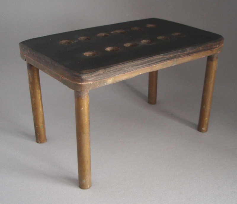 Stand; Crown Lynn Potteries Limited; 1940-1970; 2009.1.1894 | eHive