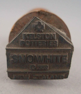 Backstamp - Snowhite; Crown Lynn Potteries Limited; 1970-1985; 2008.1.2157