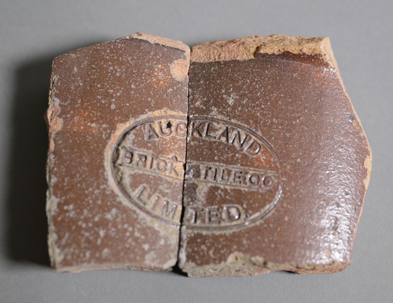 Shard - Auckland Brick & Tile Co.; Auckland Brick & Tile Company; 2015.1.175.1-2
