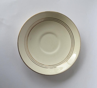 Saucer - Starline; Crown Lynn Potteries Limited; 1960s; 2016.48.114