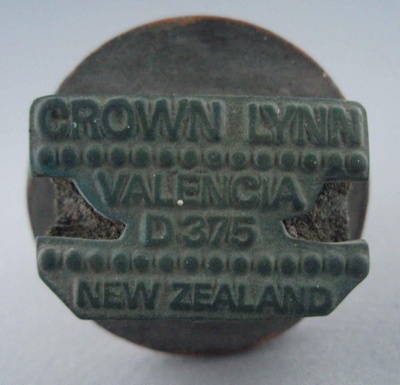 Backstamp - Valencia; Crown Lynn Potteries Limited; 1971-1985; 2008.1.2106
