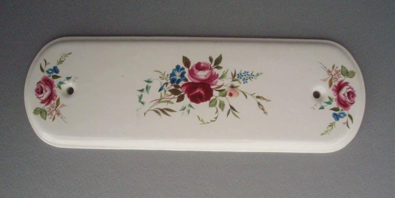 Push plate - Debonair pattern; Crown Lynn Technical Ceramics Limited; 1968-1988; 2008.1.1354