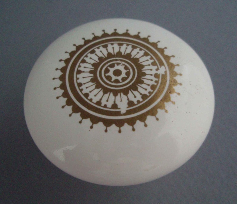 Door handle - Optima pattern; Crown Lynn Technical Ceramics Limited; 1976-1989; 2008.1.2362