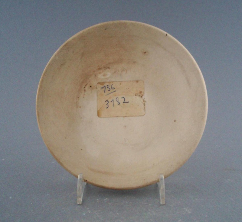 Butter pat - bisque; Crown Lynn Potteries Limited; 1964-1980; 2009.1.1266