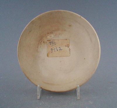 Butter pat - bisque; Crown Lynn Potteries Limited; 1964-1980; 2009.1.1266