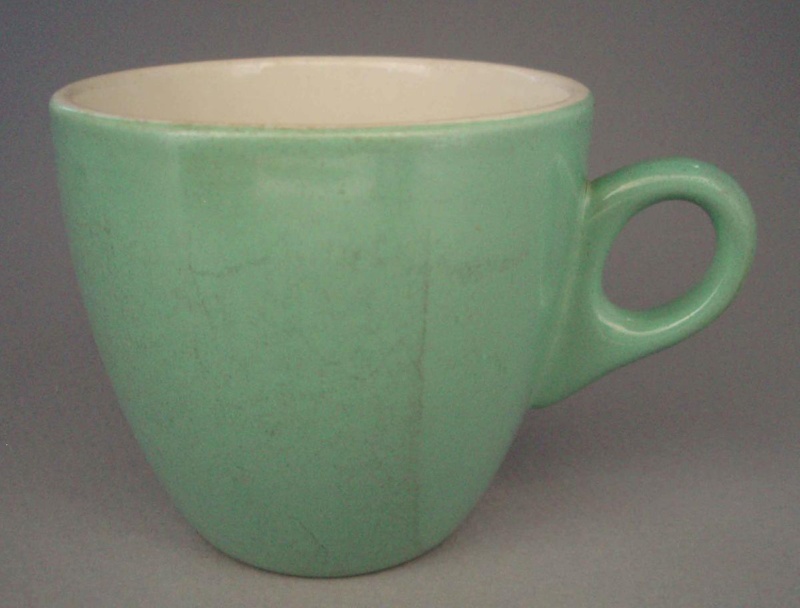 Cup - Colour glaze; Crown Lynn Potteries Limited; 1963-1987; 2008.1.2451