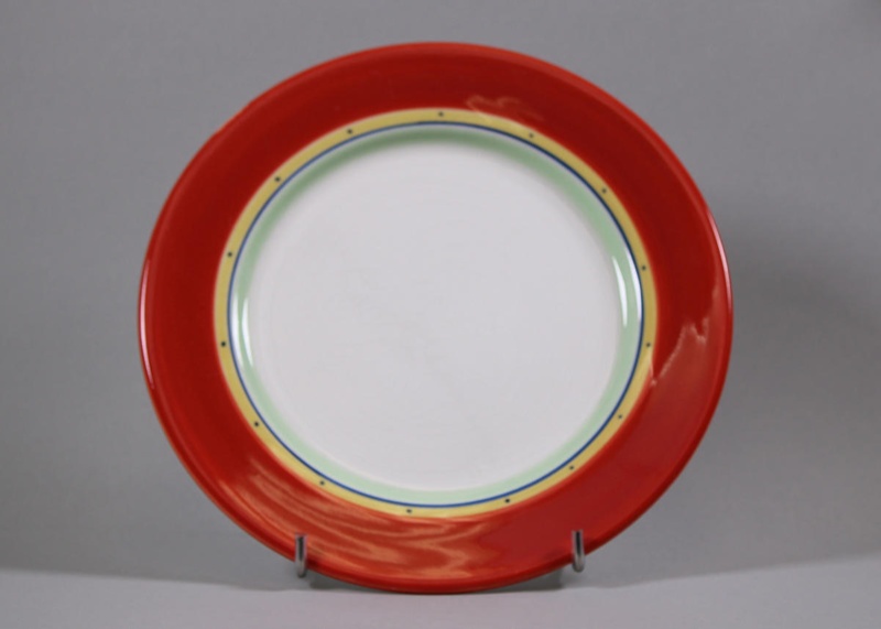 Dinner plate - Levene; Studio Ceramics NZ Ltd; 2017.1.233