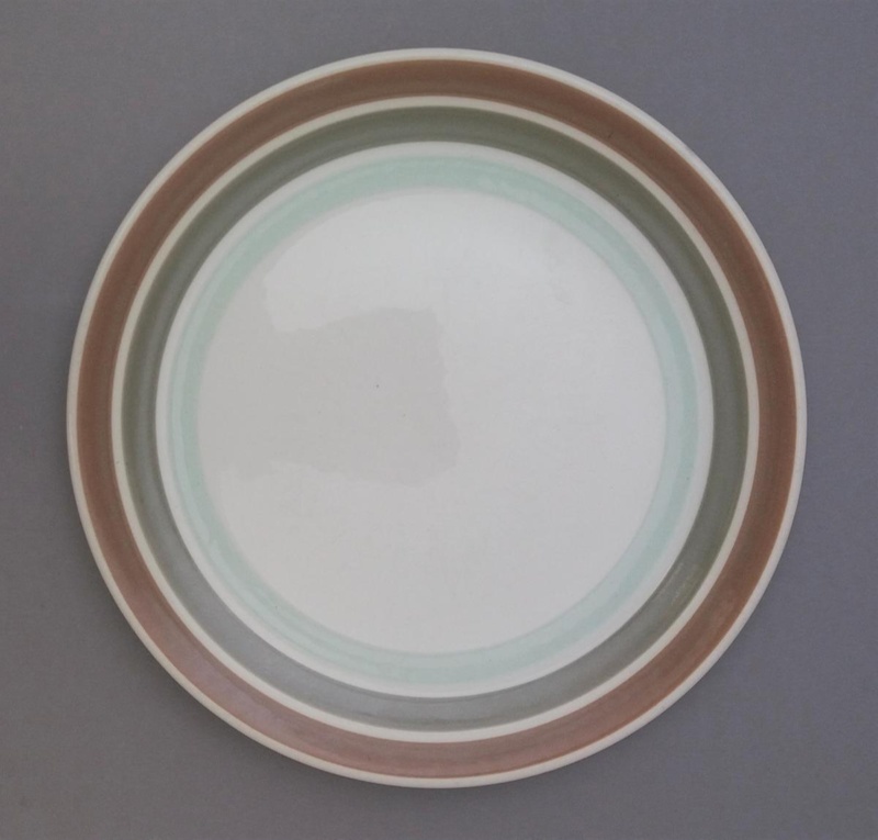 Bread and butter plate - Four seasons pattern; Crown Lynn Potteries Limited; 1967-1975; 2016.48.14