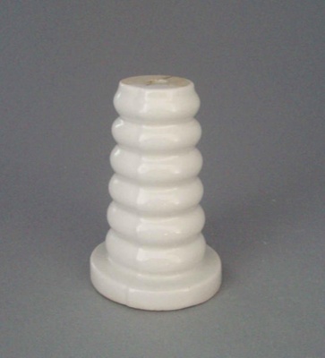 Electrical insulator; Crown Lynn Technical Ceramics Limited; 1950-1989; 2008.1.869