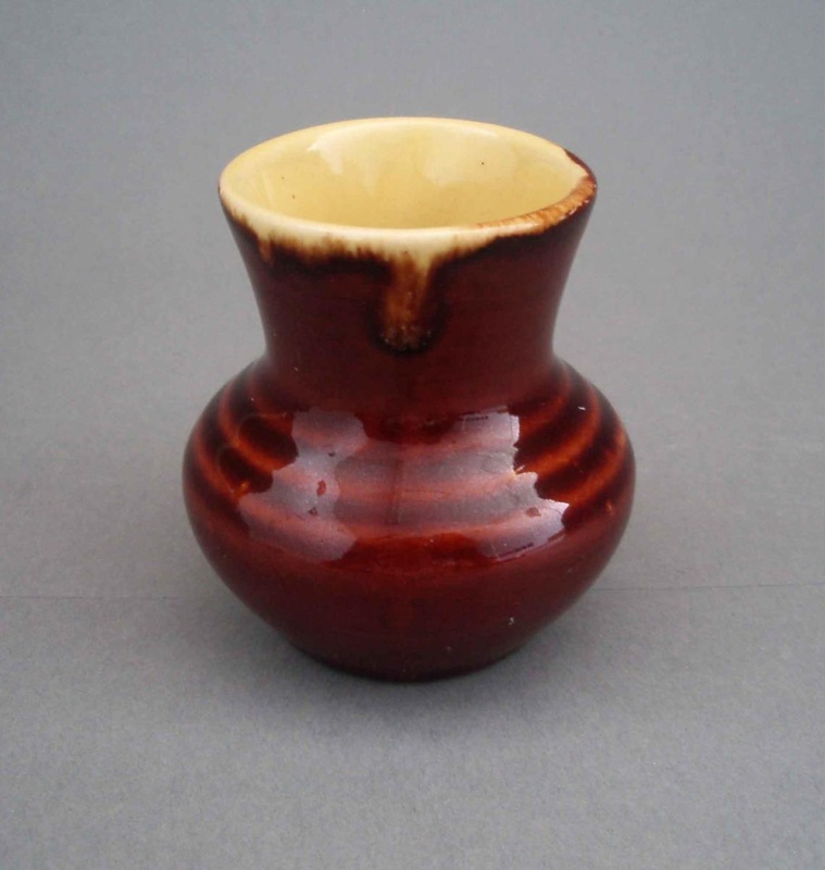 Vase; Amalgamated Brick and Pipe Company Limited; 1940-1960; 2008.1.245